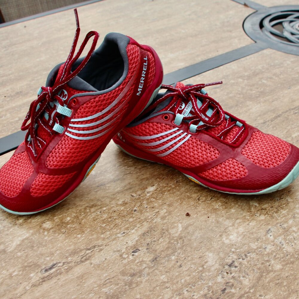 Ladies Nike running shoes size 7